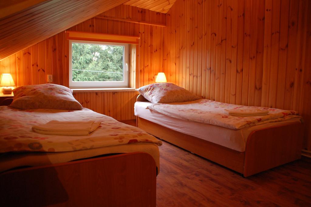 Agroturystyka Pod Swierkami Nadrybie Kamer foto