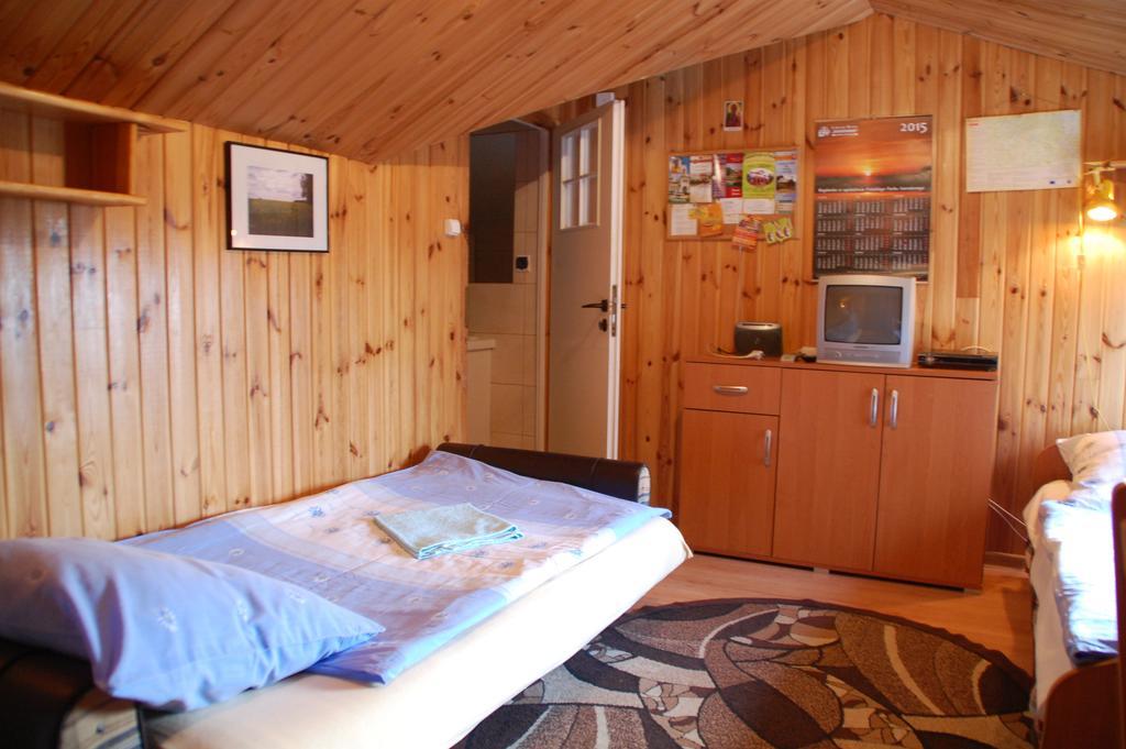 Agroturystyka Pod Swierkami Nadrybie Kamer foto