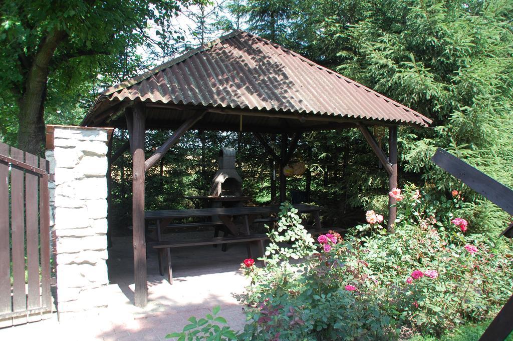 Agroturystyka Pod Swierkami Nadrybie Buitenkant foto